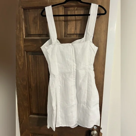 Reformation dress - Picture 2 of 3